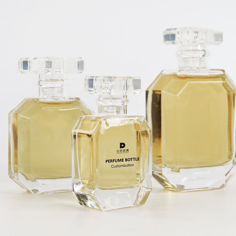 three filled luxury decorative perfume bottle packaging 02