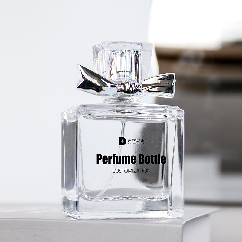 an empty decorative glass packaging for perfume with custom print 02