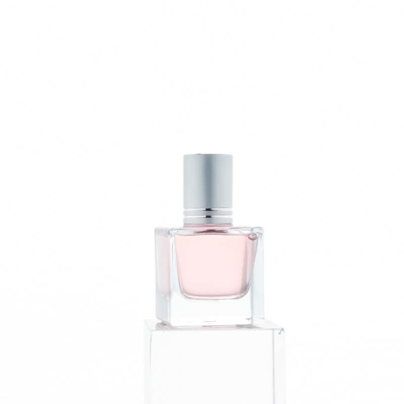perfume bottle luxury-37