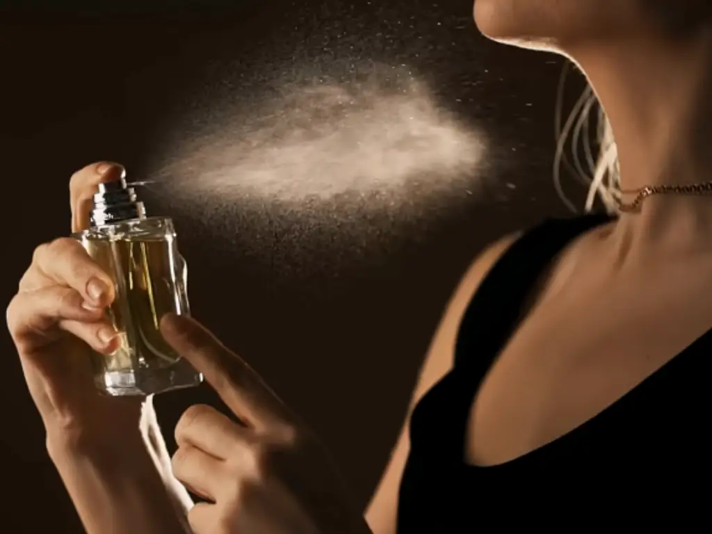 perfume roller vs spray