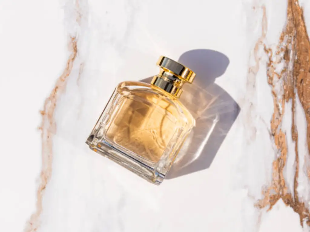 perfume bottle production
